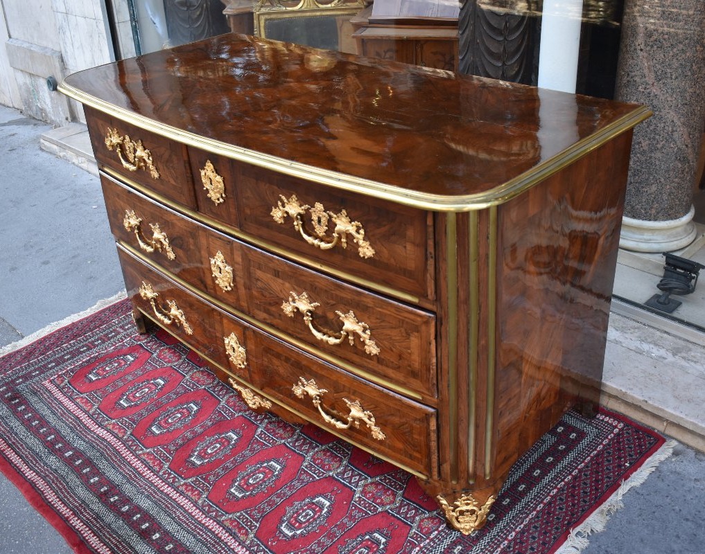 Importante Commode en marqueterie Epoque Louis XIV XVII ème -photo-1