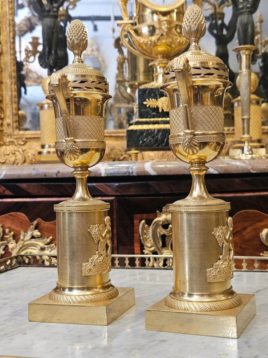 Paire De Cassolettes Bougeoirs En Bronze Doré Epoque Charles X XIX ème-photo-1