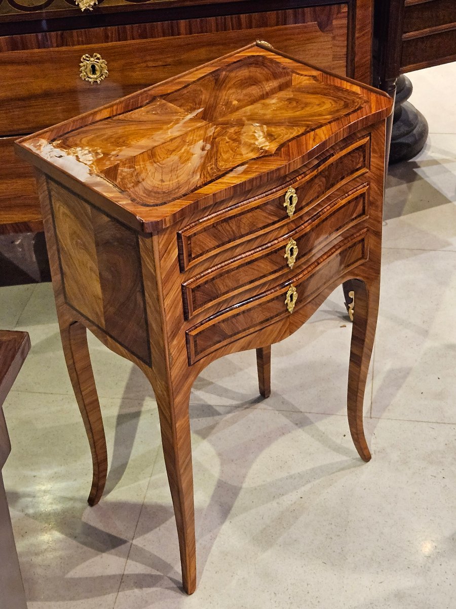 18th-century Louis XV-style Marquetry Dressing Table 