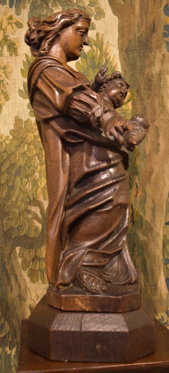 Vierge A l'Enfant En Chêne Sculpté  XVIII ème-photo-1