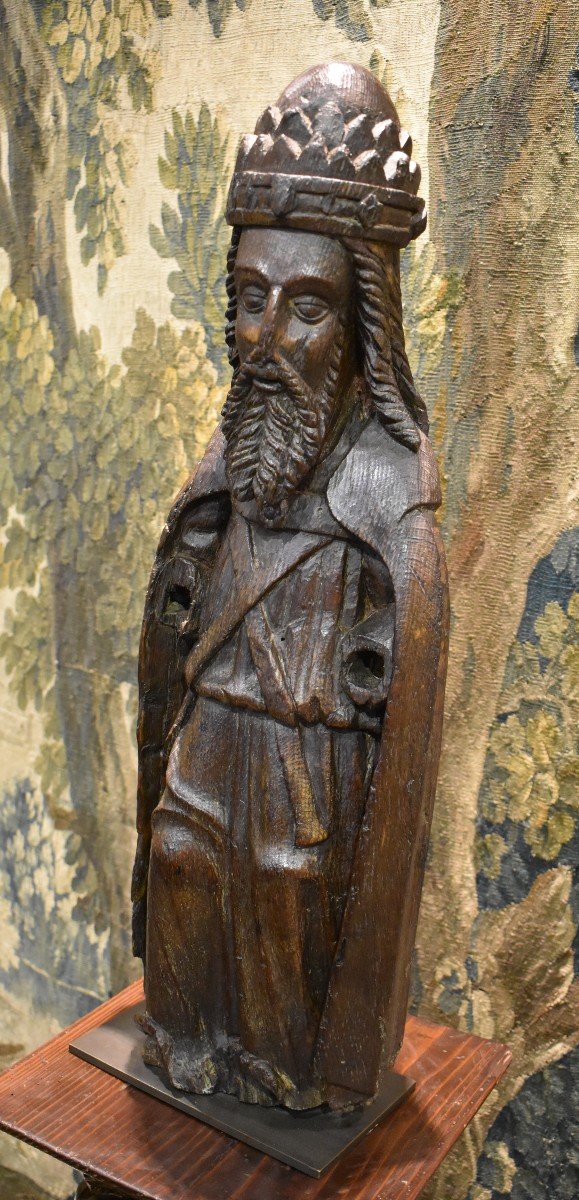 Charlemagne En Chêne Sculpté XVI ème-photo-2