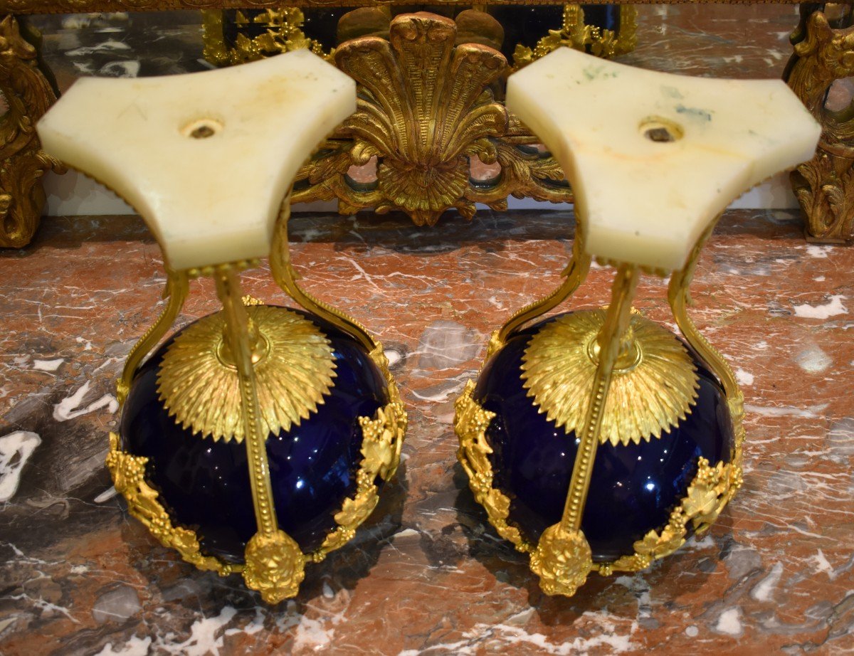 Paire De Vases De Style Louis XVI En Porcelaine Et Bronze Doré Epoque Napoléon III XIX ème-photo-6