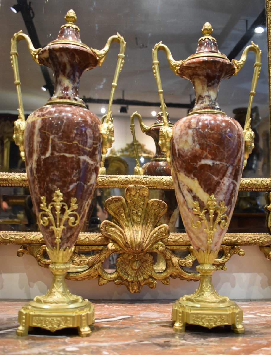 Paire De Vases "Amphores" En Marbre Et Bronze Doré Fin XIX ème-photo-3