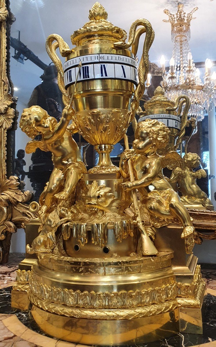 Importante Pendule Tournante En Bronze Doré "Aux Angelots"Epoque Louis XVI XVIII ème