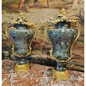 Important Pair Of Covered Marble Vases In Louis XV 19th Century Style