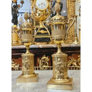 Paire De Cassolettes Bougeoirs En Bronze Doré Epoque Charles X XIX ème