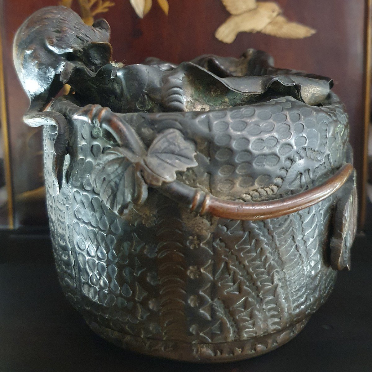 Repoussé Copper Pot Japan Meiji Era-photo-3