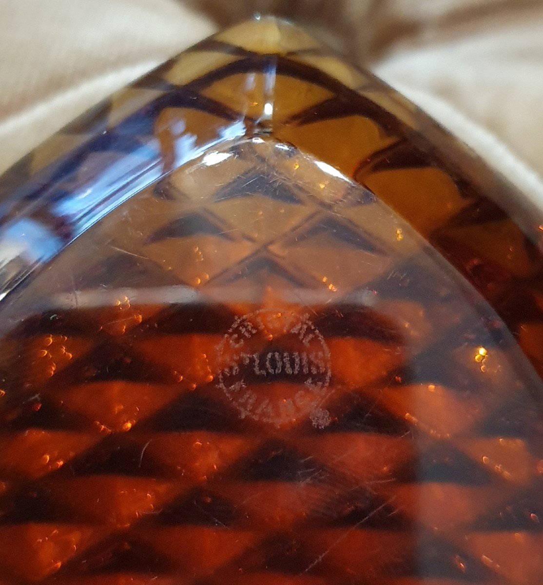 Saint Louis Crystal Red Heart Paperweight-photo-3