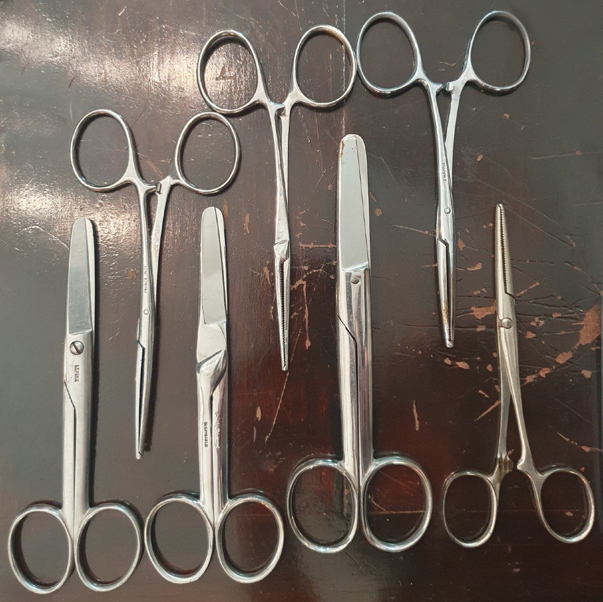 Cabinet De Curiosités : Instruments Médicaux En Acier Inoxydable-photo-4