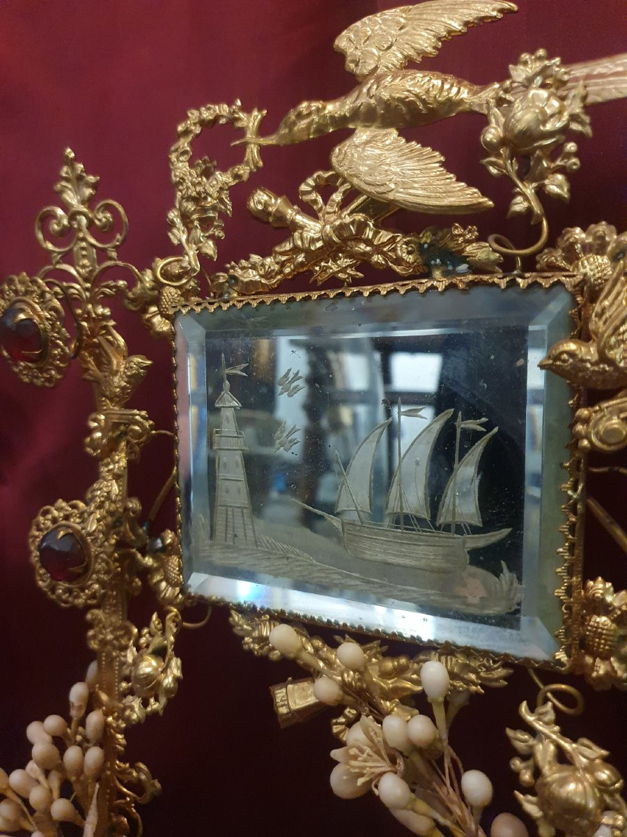 Napoleon III Square-based Bridal Globe With Crown And Engraved Mirror-photo-2