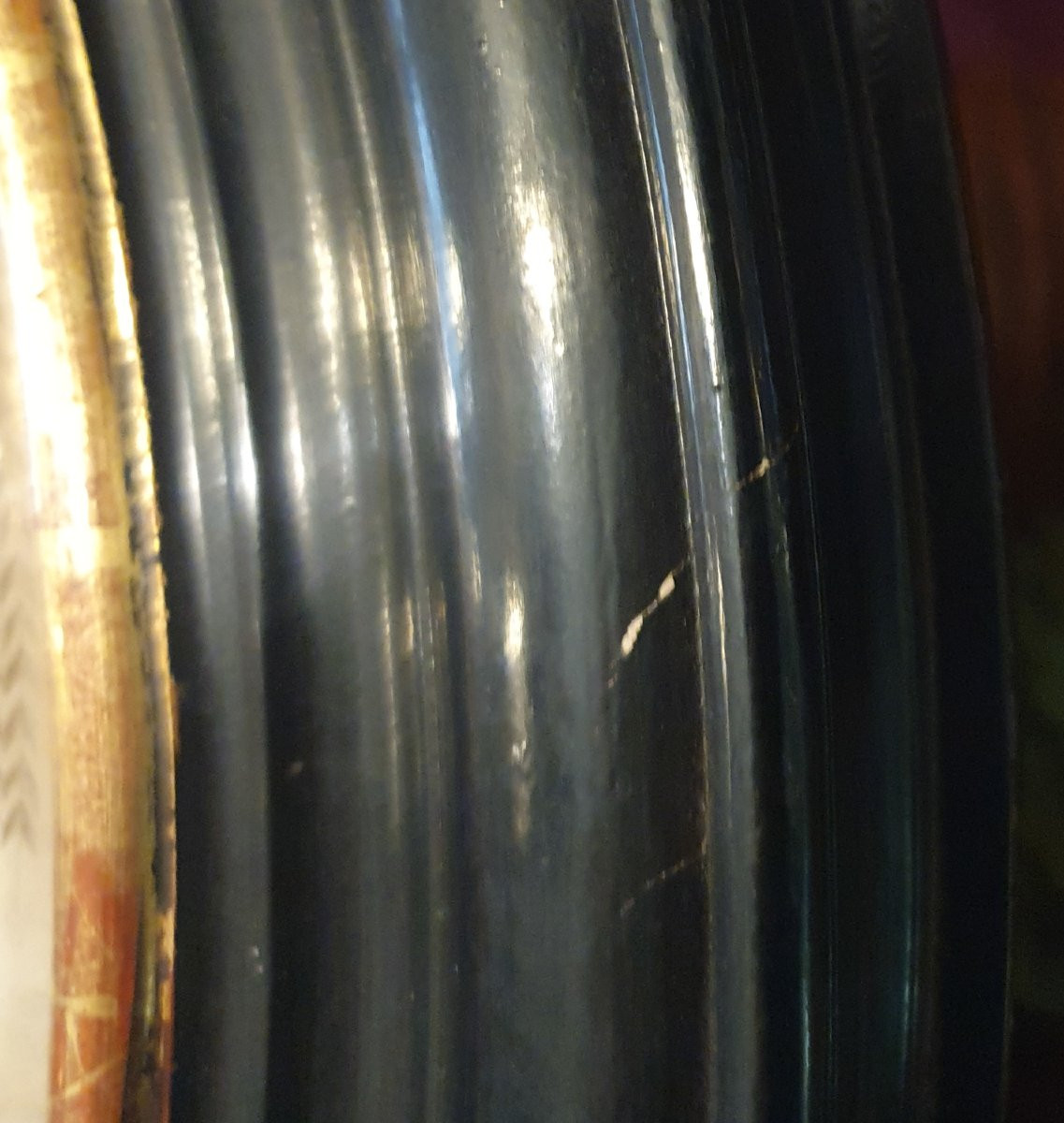 Cadre ancien en cheveux à décor héraldique, photographies et sable teinté-photo-4