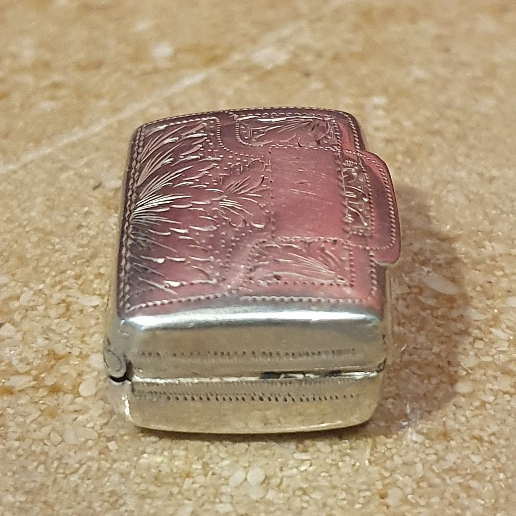 Vinaigrette de poche argent sterling et intérieur vermeil, Birmingham, 1825, Thomas Newbold-photo-2