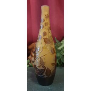 Vase soliflore aux mûriers Émile Gallé circa 1920