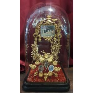 Globe de mariée Napoléon III à base carrée, avec couronne et miroir gravé