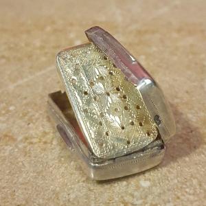 Vinaigrette de poche argent sterling et intérieur vermeil, Birmingham, 1825, Thomas Newbold