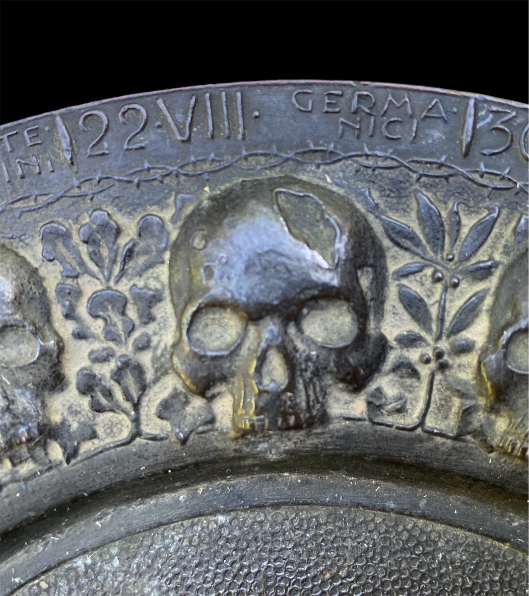 Plaque Memento Mori en métal commémorant  les victimes de chaque pays impliqué dans la WWI-photo-2