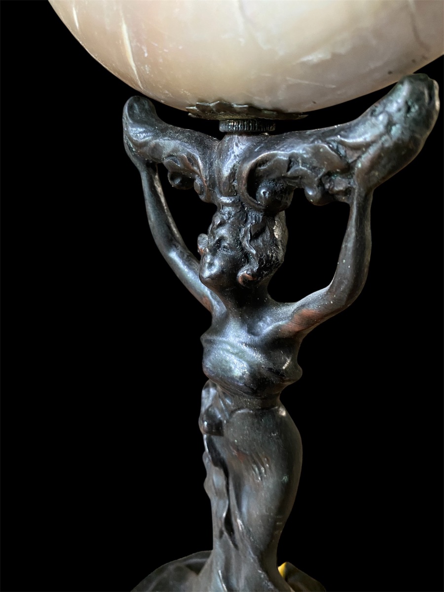Art Nouveau Table Lamp With A Nautilus Shell -photo-1