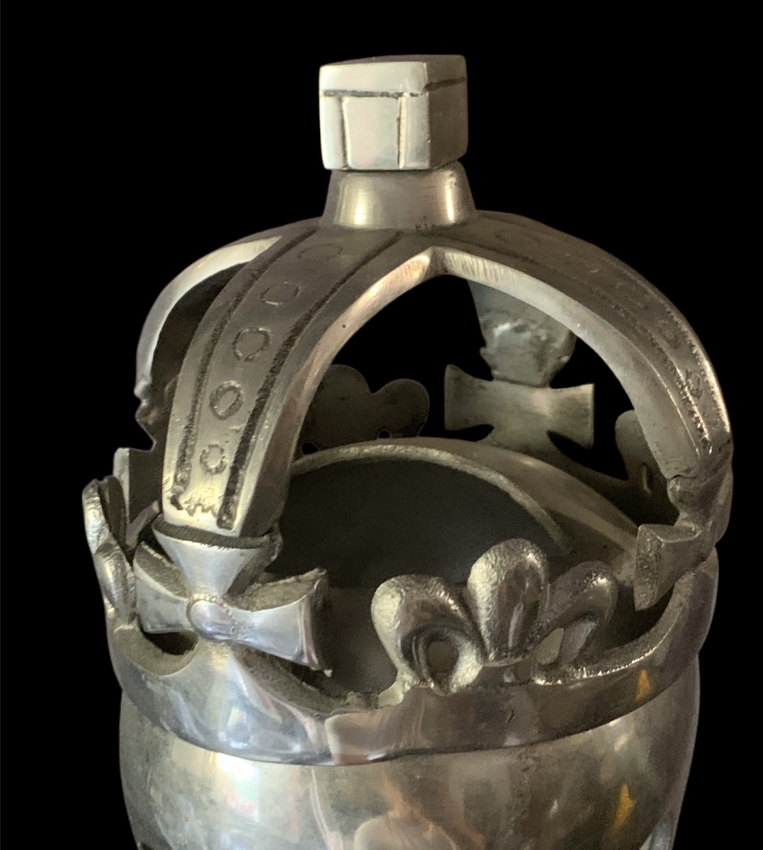 Crâne memento mori comme élément décoratif pour les chapelles funéraires – Italie, début du XXe-photo-2