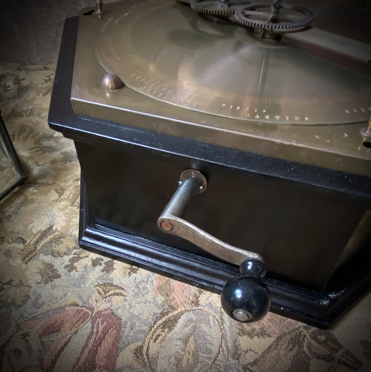 Rare planétarium orrery de table à mécanisme à ressort-photo-3