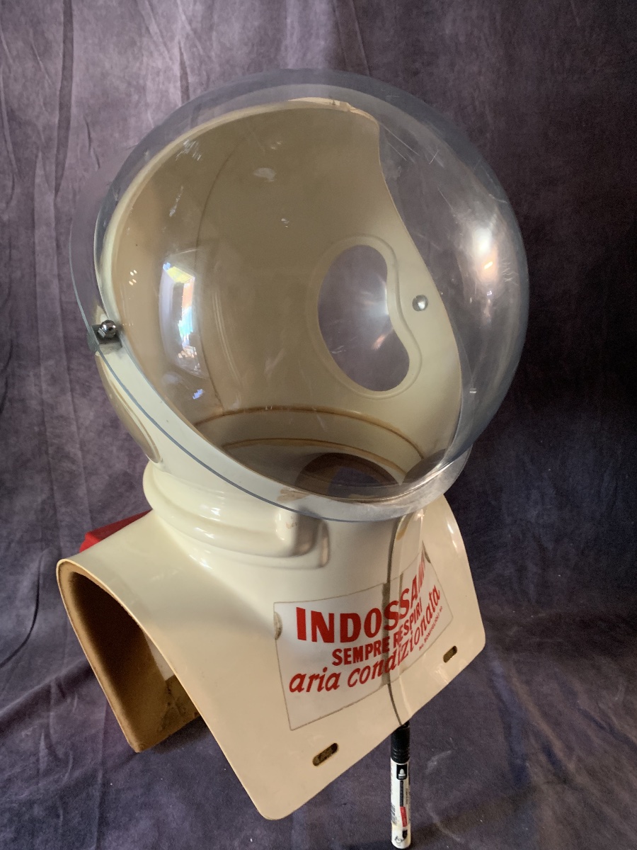Vintage "space Age"-style Respirator Helmet—italy, 1970s.-photo-1
