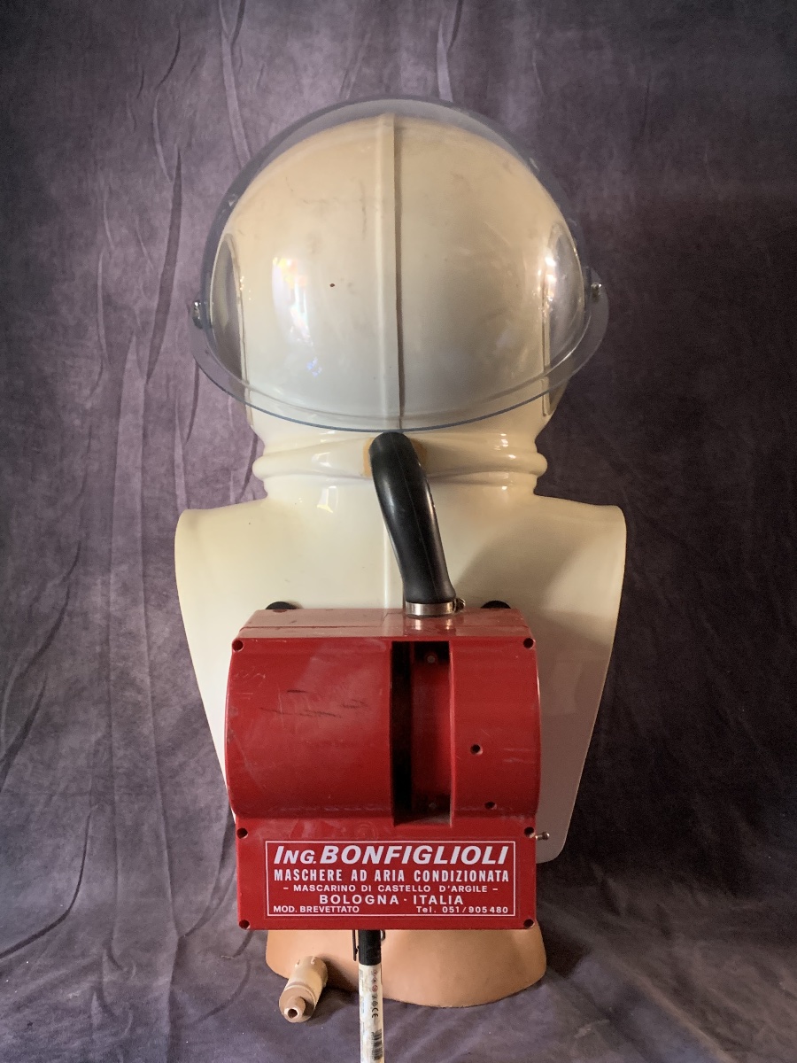 Vintage "space Age"-style Respirator Helmet—italy, 1970s.-photo-4