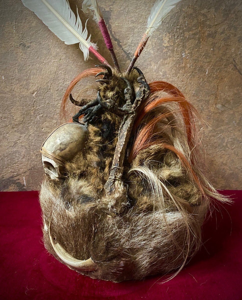   Rare Chapeau De Ceremonie Dajak -borneo-photo-1