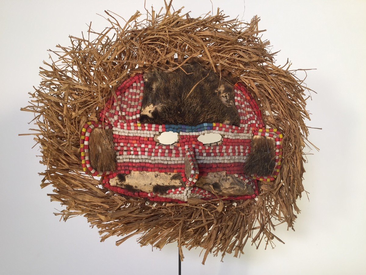 Pair Of African Masks With Beads - Fur And Raffia - Kuba? 1960-photo-1