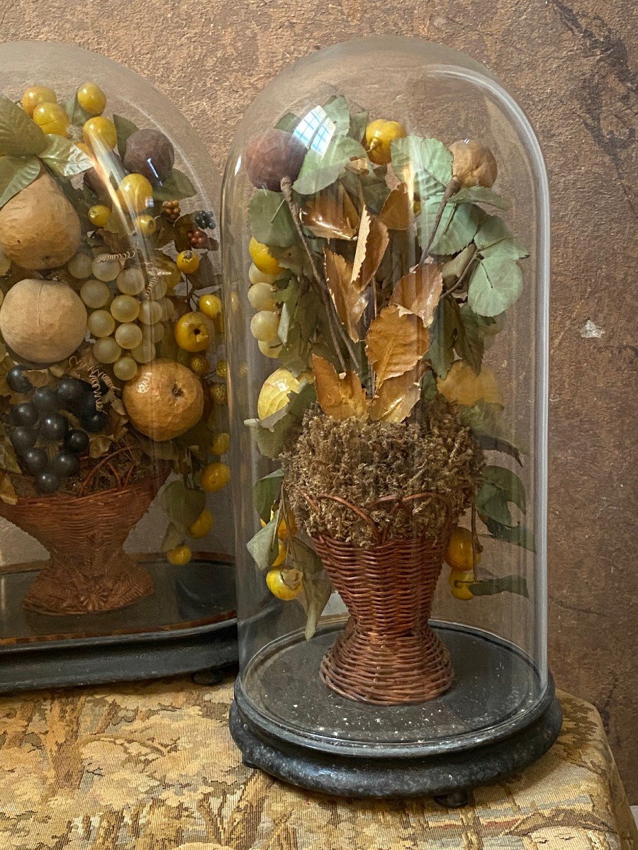 Triumphs Of Fruit In Papier-mâché And Glass Under Glass Bells - Italy, Late 1800s-photo-4