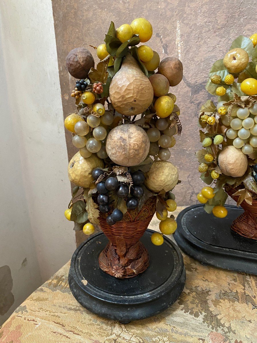 Triumphs Of Fruit In Papier-mâché And Glass Under Glass Bells - Italy, Late 1800s-photo-2