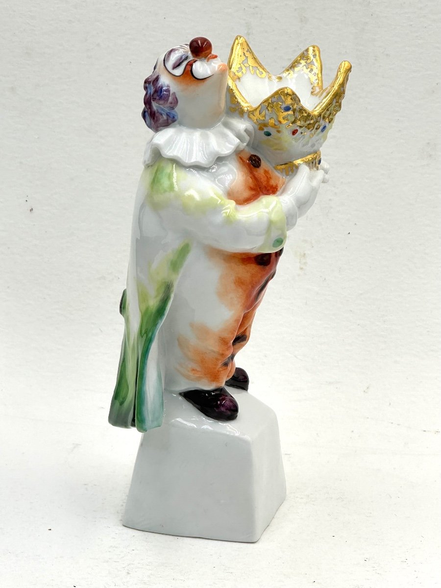 Meissen - Clown Figurine, Crown On Arm By Jörg Danielczyk