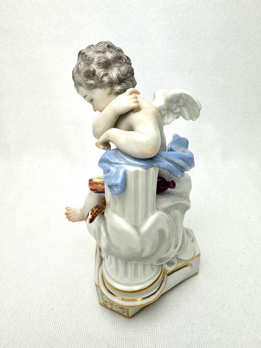 Meissen Porcelain Cupid Figure “weary Of Conquering, I Rest”-photo-4