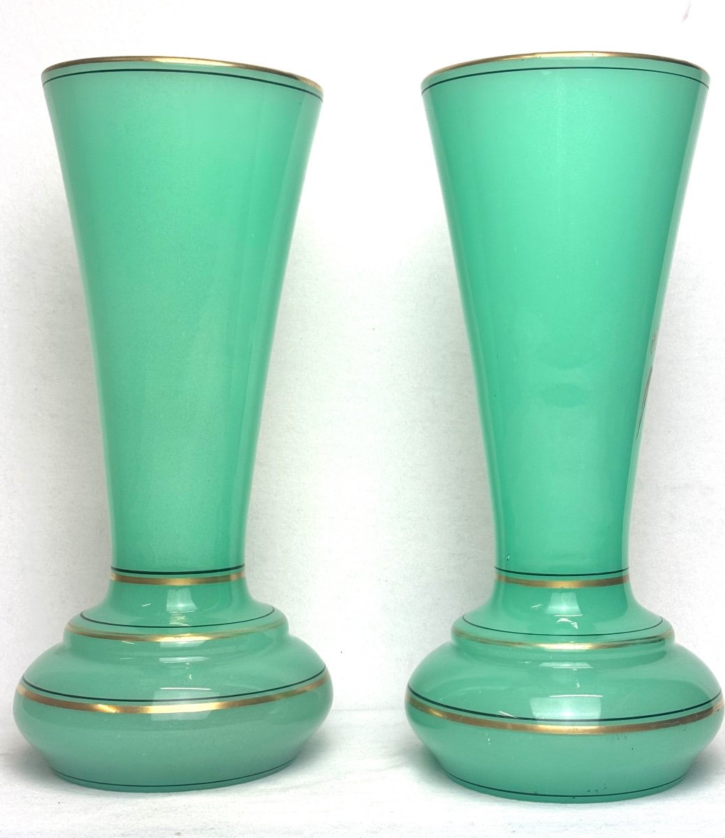 Pair De Vases Baccarat  En Opaline  Vert Ouraline -photo-2
