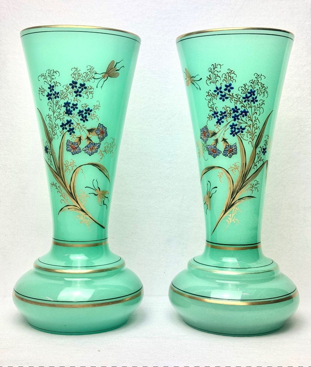 Pair De Vases Baccarat  En Opaline  Vert Ouraline -photo-5