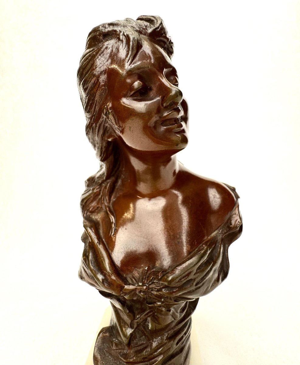 Van Der Straeten Bust Of A Woman In Bronze -photo-1