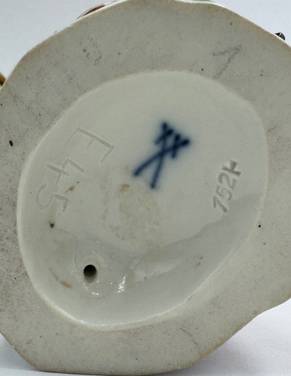 Meissen - Figurine En Porcelain D’une Femme Japonaise Jouant Cymbales-photo-4