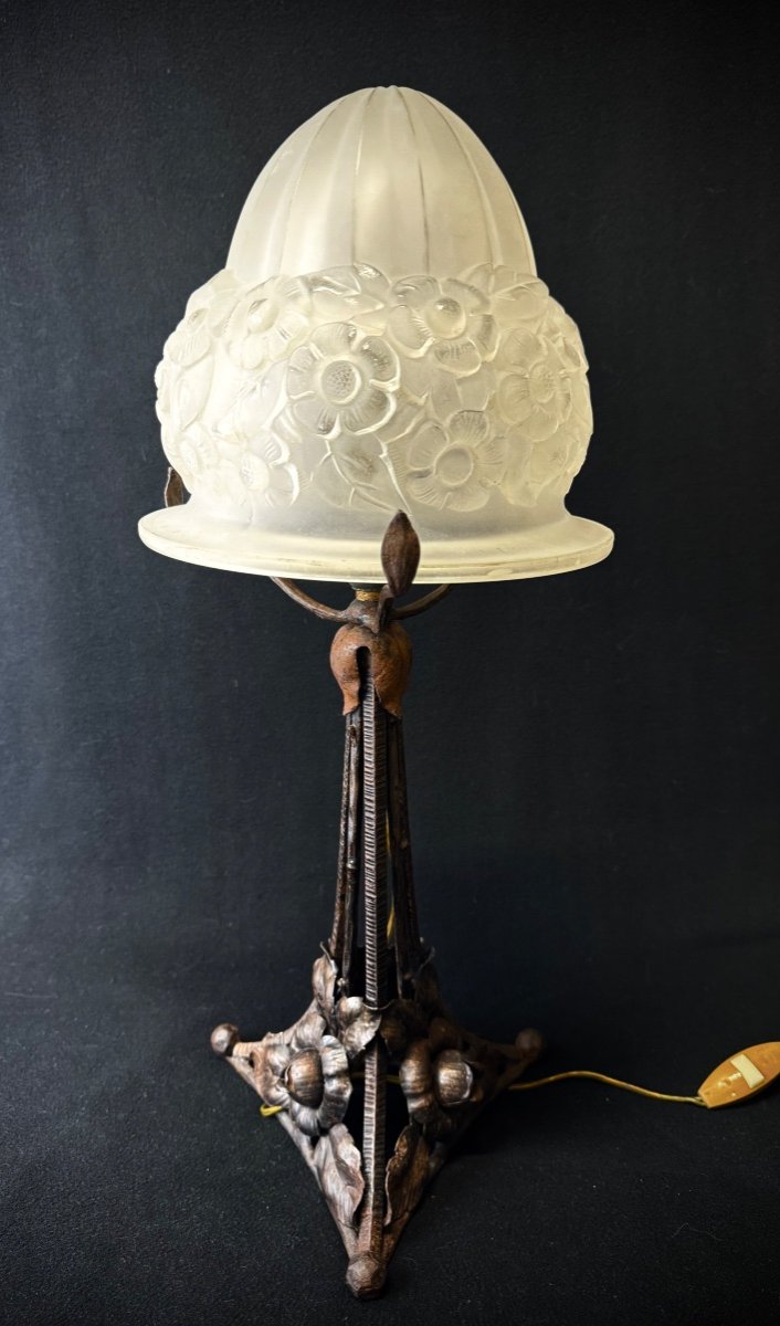 Lampe Art Déco En Fer Forgé Et Verre A Décor Des Fleurs  -photo-2