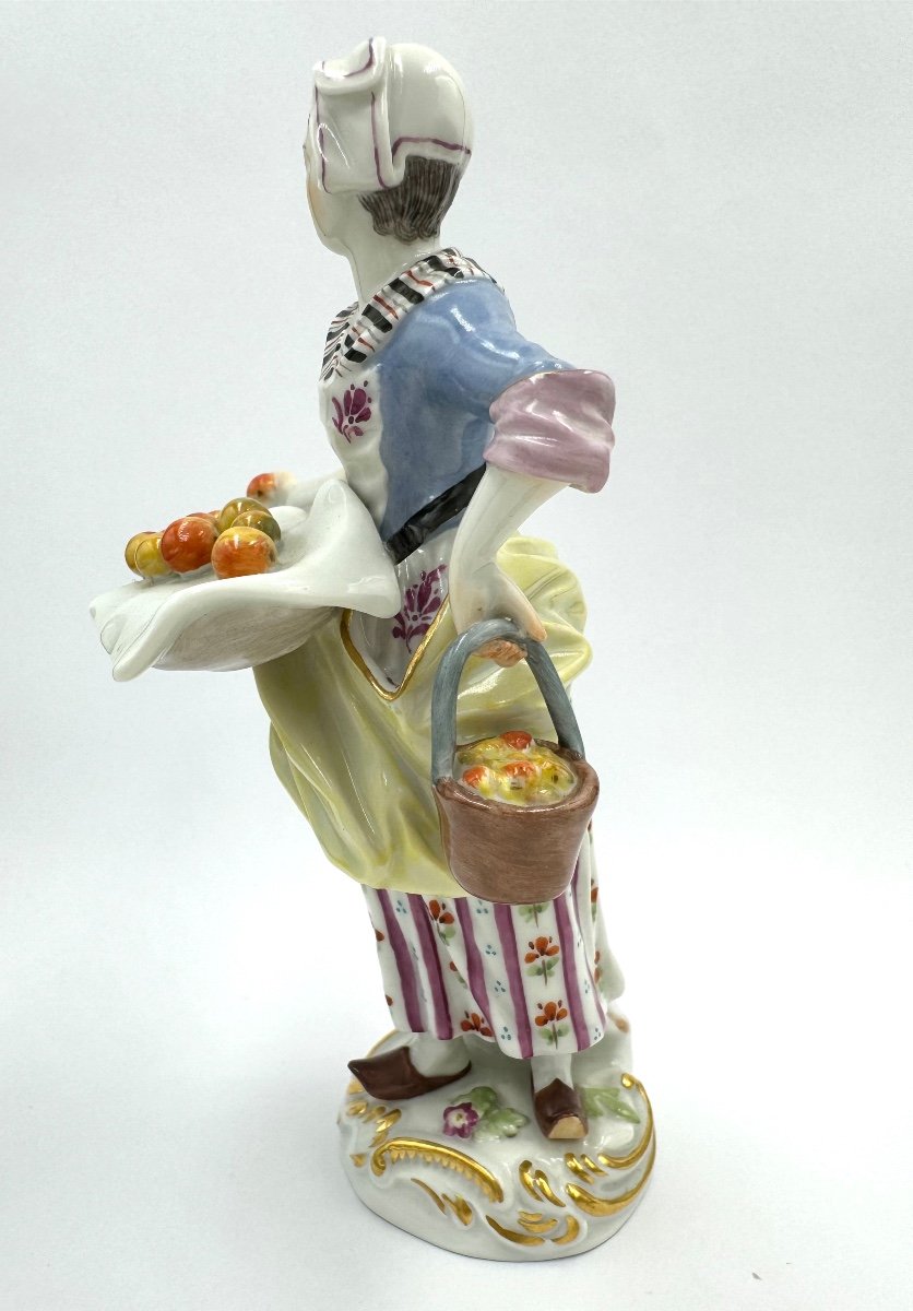 Meissen - Les Cris De Paris, Vendeuse De Fruits-photo-2