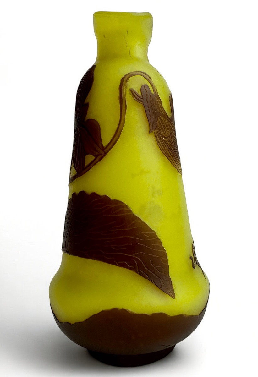 Richard - Vase With Floral Decoration -photo-4