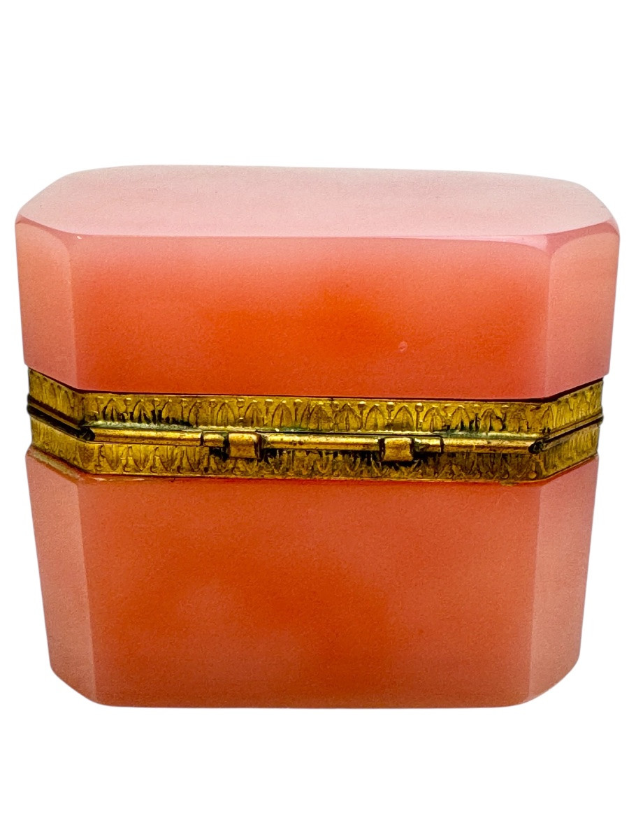 Pink Opaline Box -photo-4