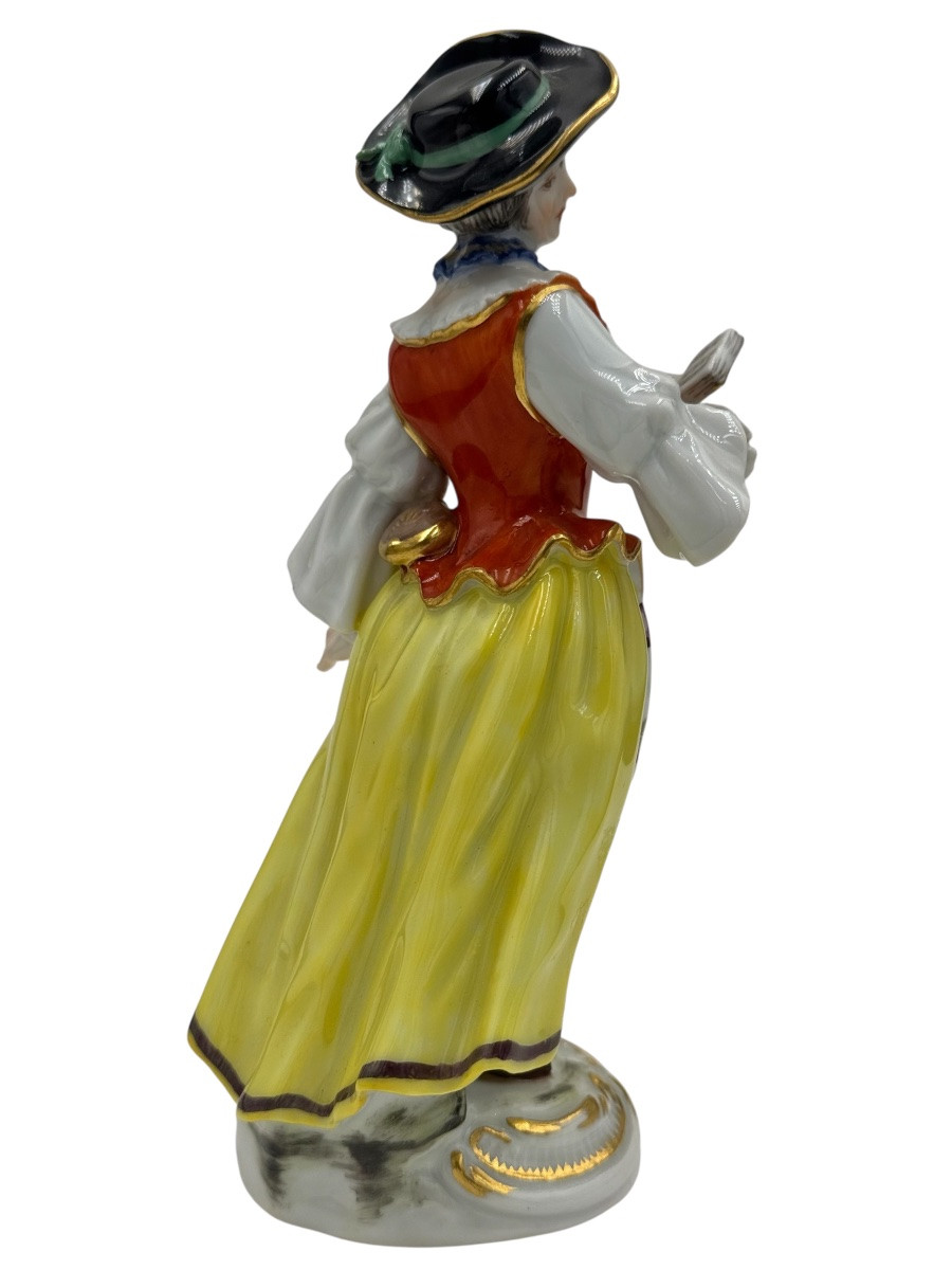 Meissen - Figurine En Porcelaine Chanteuse De La Chapelle Galante-photo-3