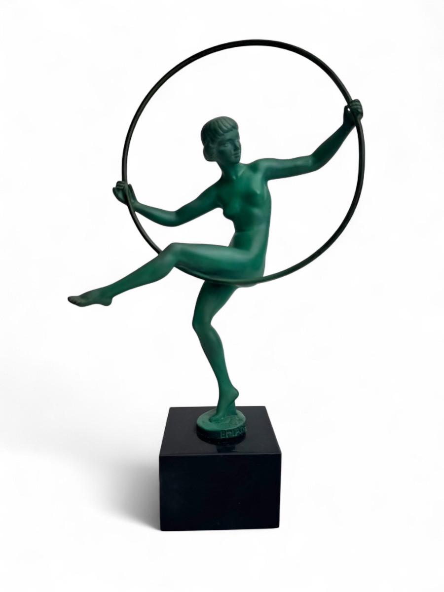Briand - Max Le Verrier Hoop Dancer