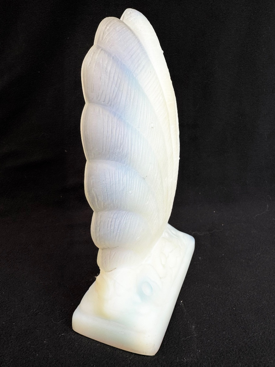 Sculpture Art Déco en verre opalescent-photo-2