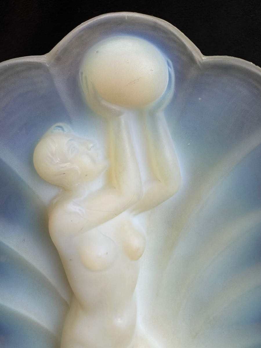 Sculpture Art Déco en verre opalescent-photo-2