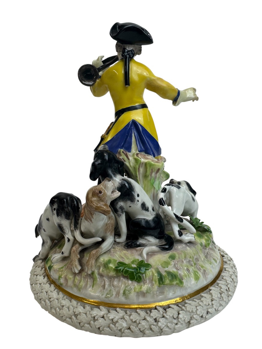 Meissen Porcelain Group - Hunter With Deer And Dogs -photo-4