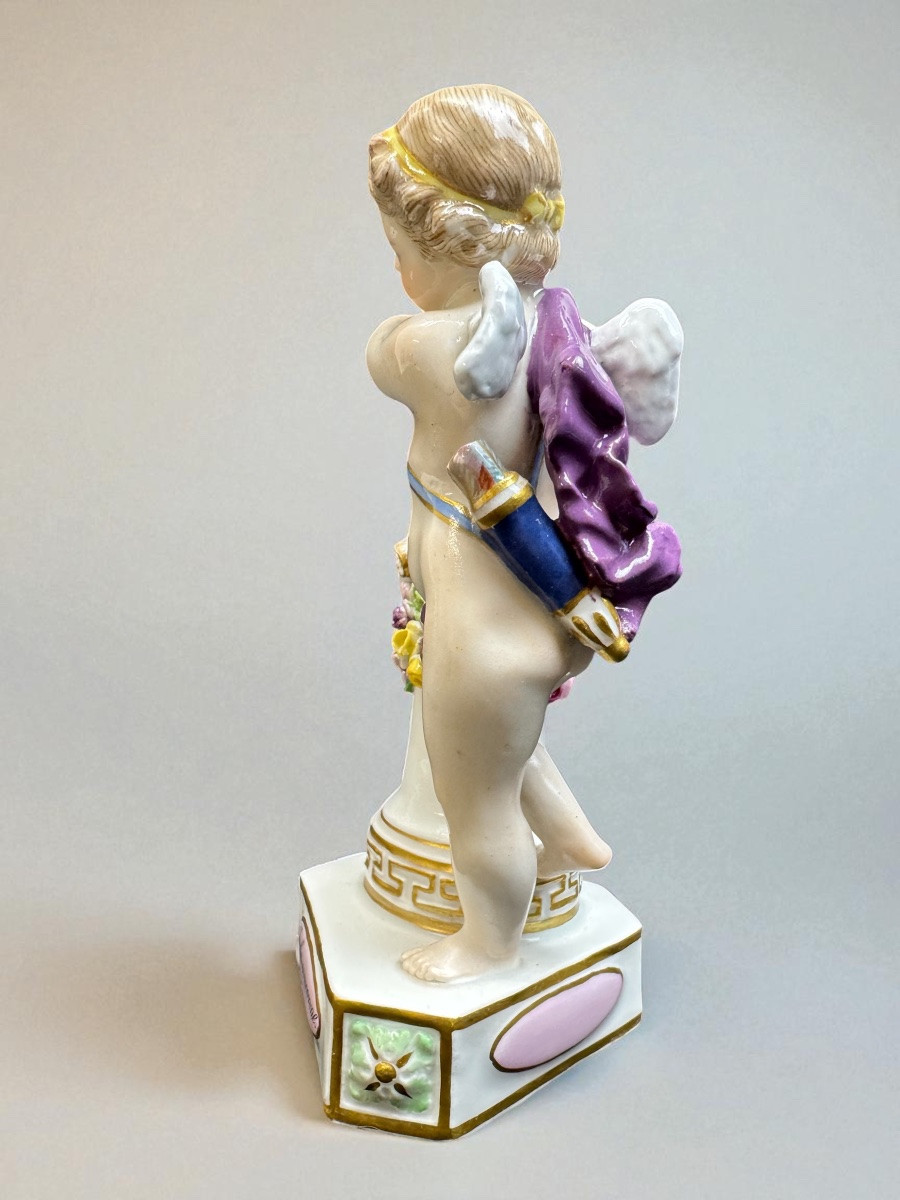 Meissen Figure De Cupidon En Porcelaine "Je les Couronne”-photo-3