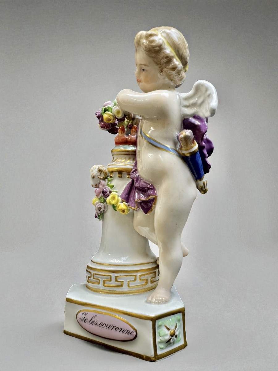 Meissen Figure De Cupidon En Porcelaine "Je les Couronne”-photo-4