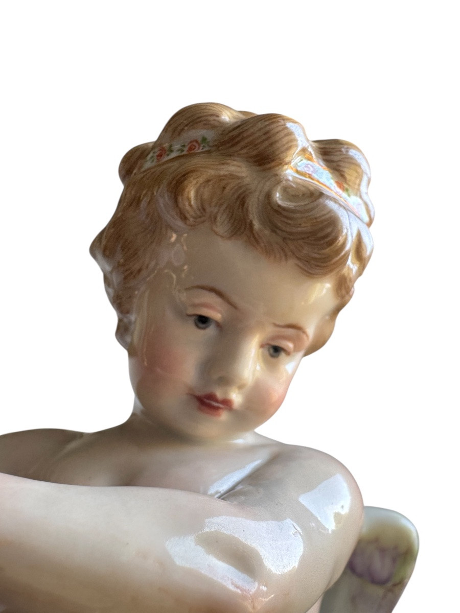 Meissen, Porcelain Figure "cupid, Fanning The Flames Of Two Hearts"-photo-4