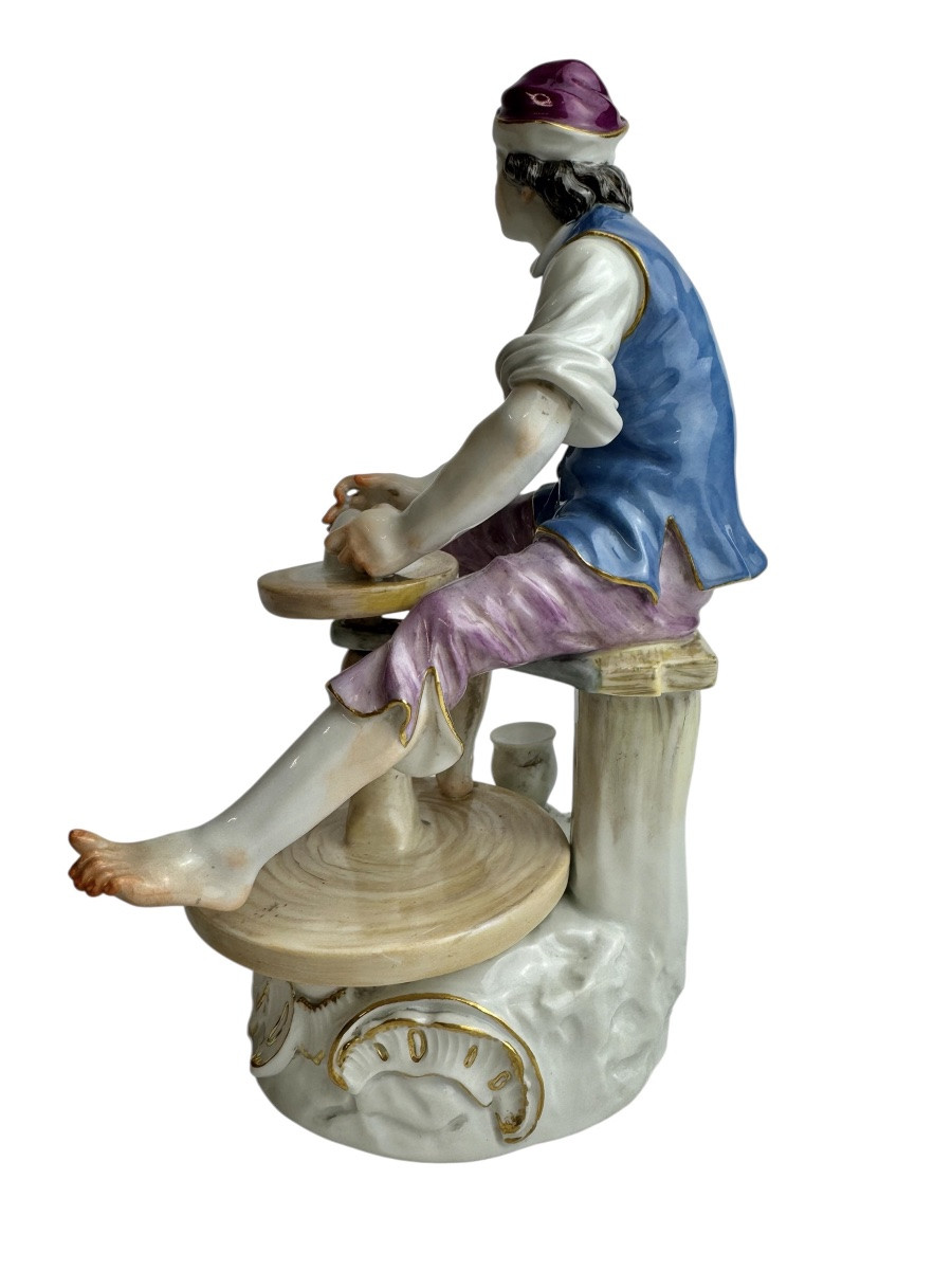 Meissen. Porcelain Figure Potter From The Series Of Artisans-photo-1