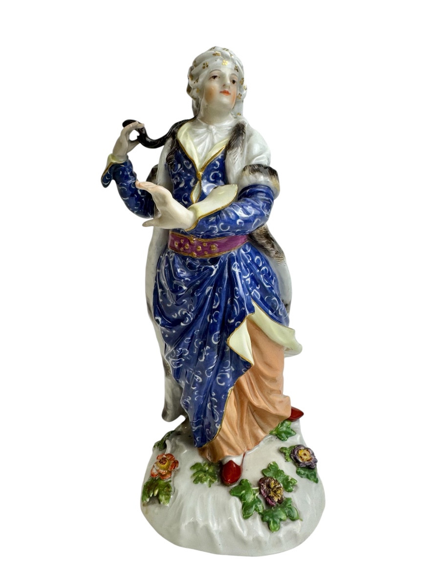 Meissen - Turkish Woman From The Series Of Ethnic Types