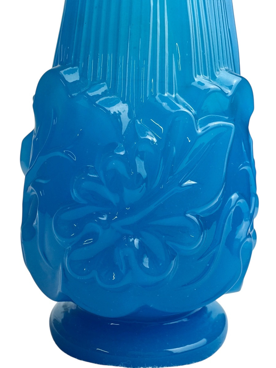 Baccarat - Opaline Vase -photo-1